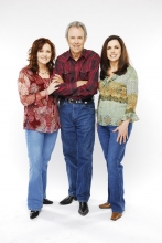 THE WHITES TO CELEBRATE 30th ANNIVERSARY AS GRAND OLE OPRY MEMBERS MARCH 4th