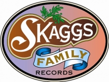 Skaggs Family Records Artists Signing at CMA Fan Fair X!