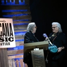 rs_ry_2015_americana_lifetime_achievement_award_2