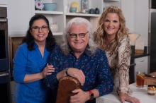 FOOD NETWORK’S TRISHA’S SOUTHERN KITCHEN TO FEATURE RICKY SKAGGS AND SHARON WHITE