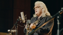ICYMI: Watch Alison Brown, Ricky Skaggs & Marty Stuart perform Bill Monroe’s ‘Heavy Traffic Ahead’