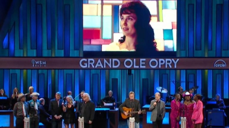 Ricky Skaggs, Vince Gill & Opry Cast Sing “Go Rest High” In Honor Of Loretta Lynn